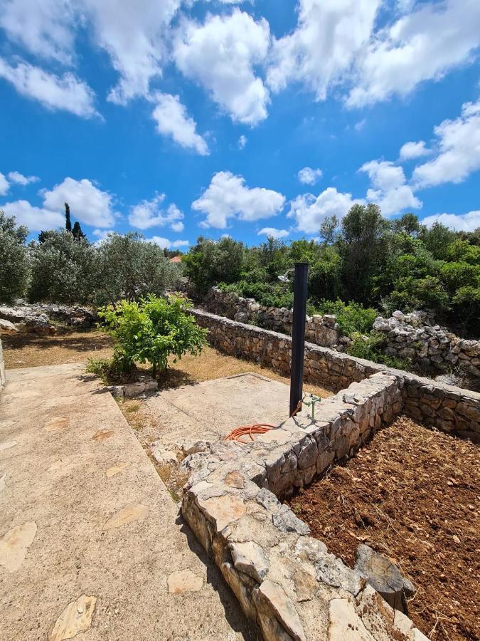Kuca Za Odmor Buba, Otok Zut Villa Pristanisce Eksteriør bilde
