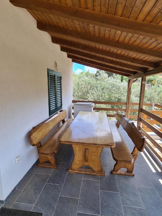 Kuca Za Odmor Buba, Otok Zut Villa Pristanisce Eksteriør bilde