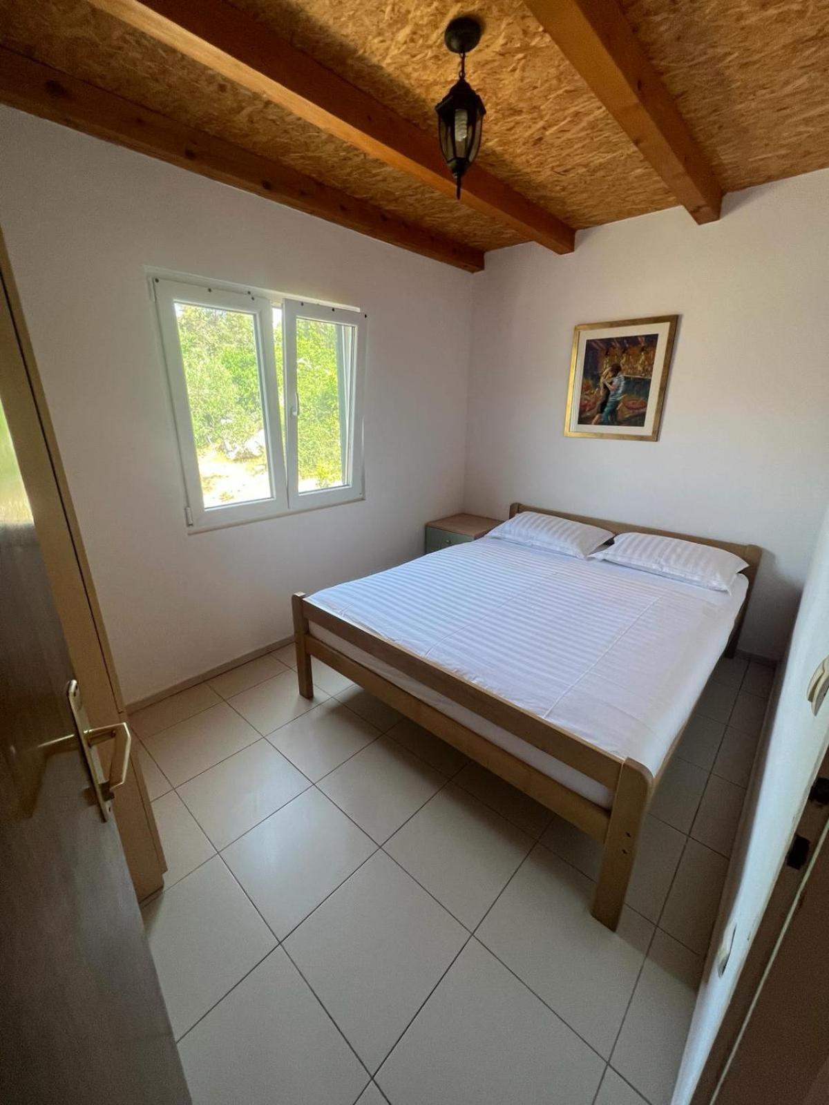 Kuca Za Odmor Buba, Otok Zut Villa Pristanisce Eksteriør bilde